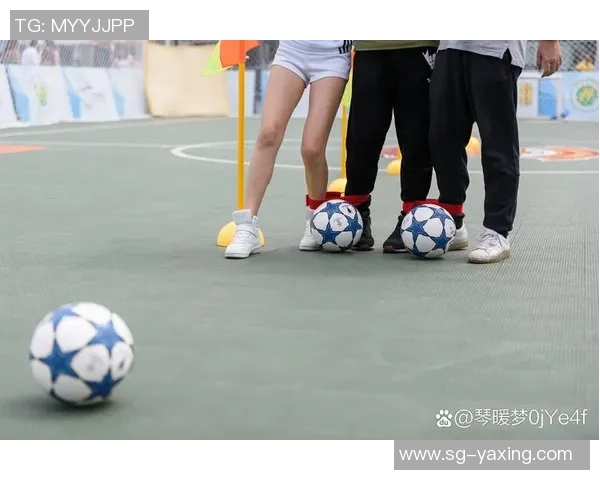 掌握足球正脚背踢球技巧提升射门精准度与力量的全面指南 掌握足球正脚背踢球技巧提升射门精准度与力量的全面指南